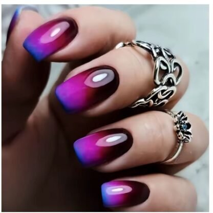 24 PCS/ Set Square Press On Nails "PURPLE OMBRE" Design