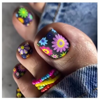 24PCS/ Set Short Square Toe Press On Nails w/ "BLACK FLORAL" Design